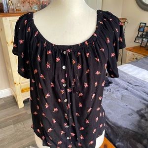 Express womenswear top